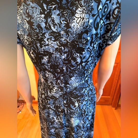 Connected Apparel Blue Sheath Dress with V-Neck Flutter Cap Sleeves Stretchy 12 - Picture 4 of 13